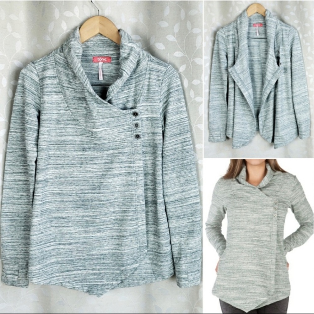 Tonic Yoga Jacket. - Picture 9 of 10